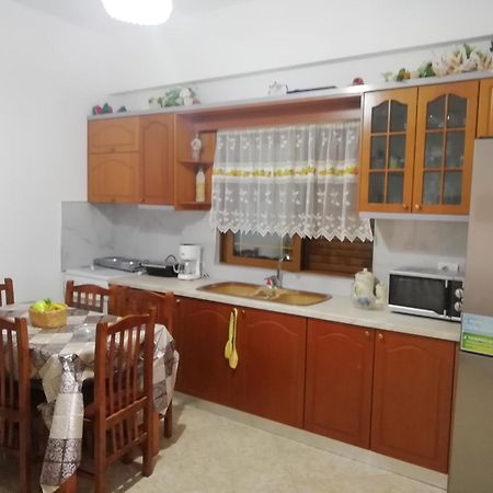 Jonny Guesthouse Ksamil Dış mekan fotoğraf