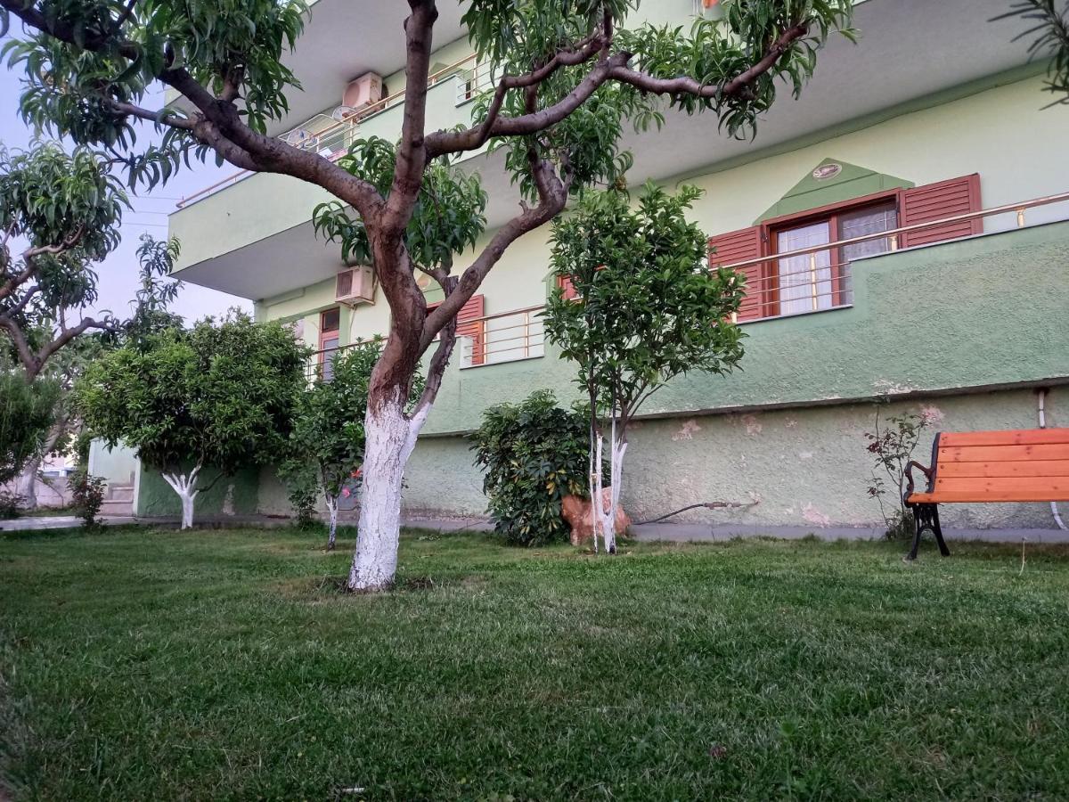Jonny Guesthouse Ksamil Dış mekan fotoğraf