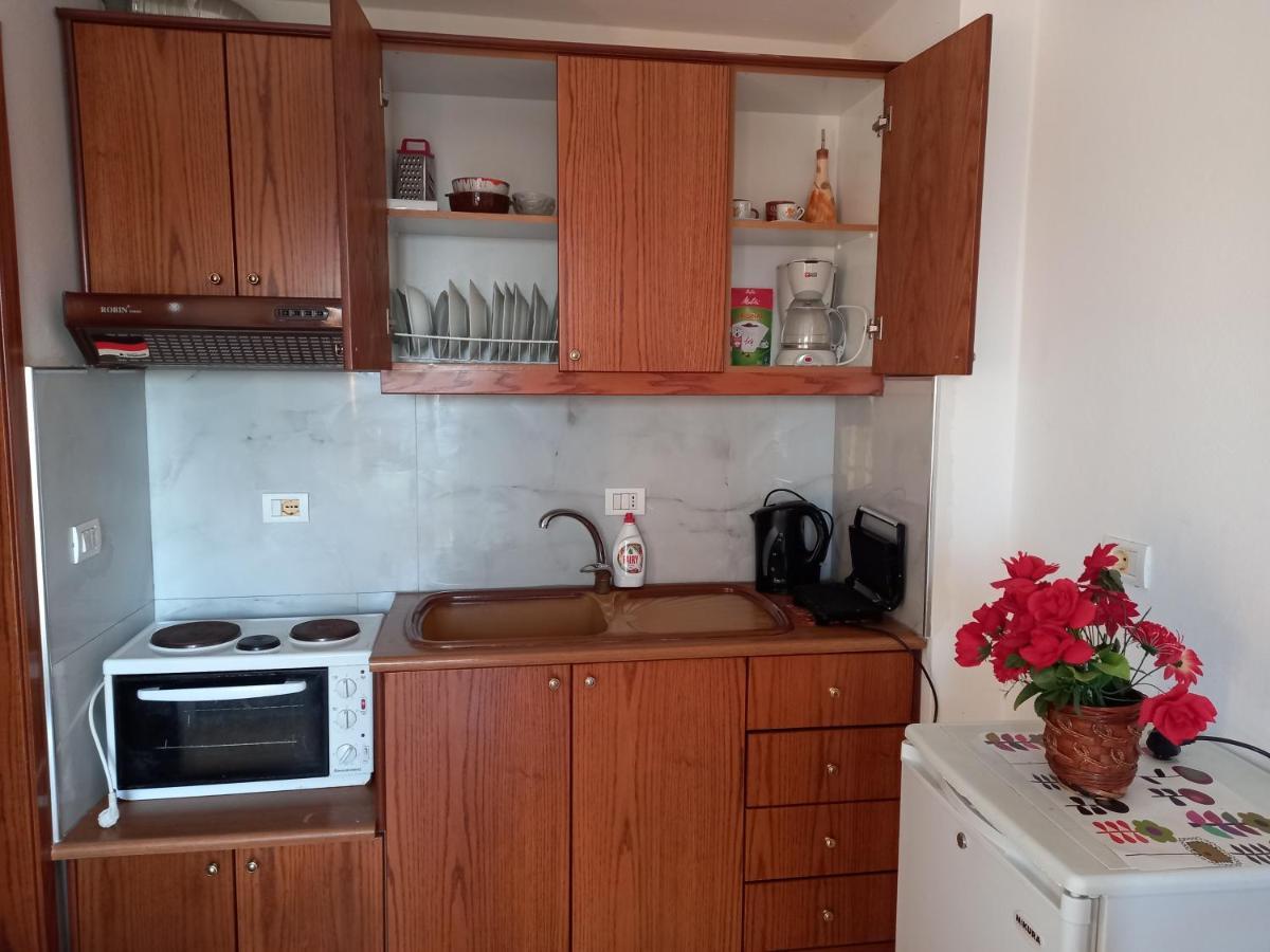 Jonny Guesthouse Ksamil Dış mekan fotoğraf