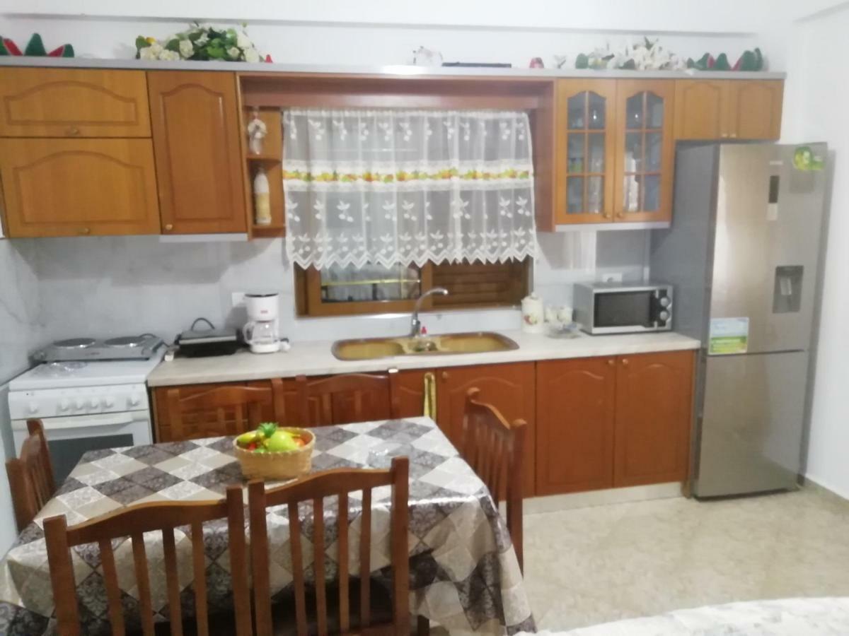 Jonny Guesthouse Ksamil Dış mekan fotoğraf