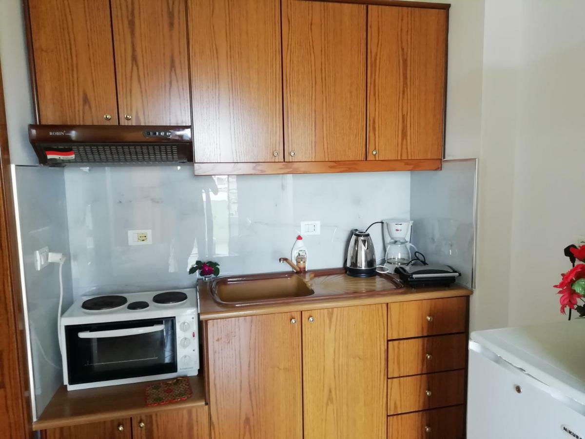 Jonny Guesthouse Ksamil Dış mekan fotoğraf
