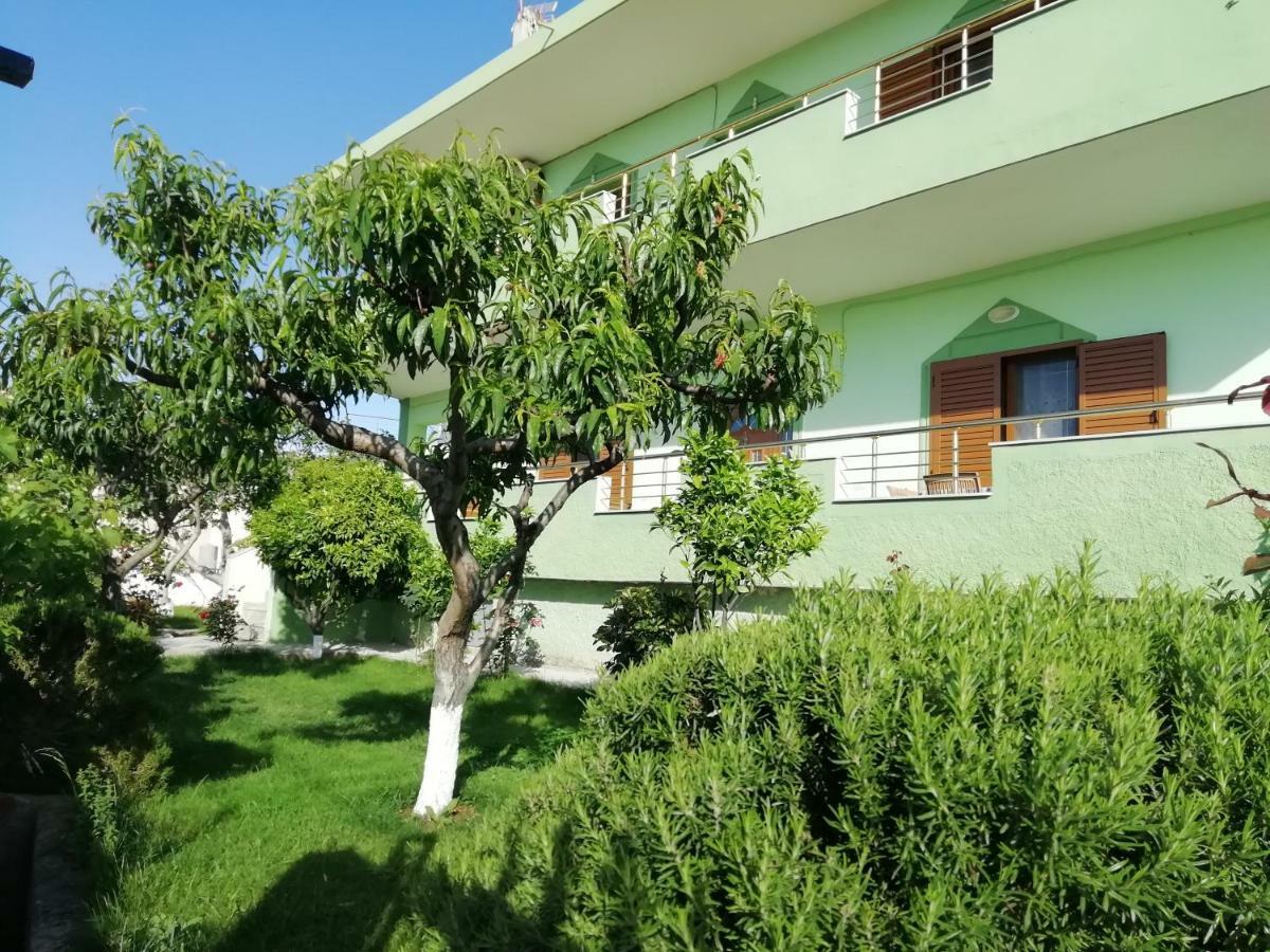 Jonny Guesthouse Ksamil Dış mekan fotoğraf
