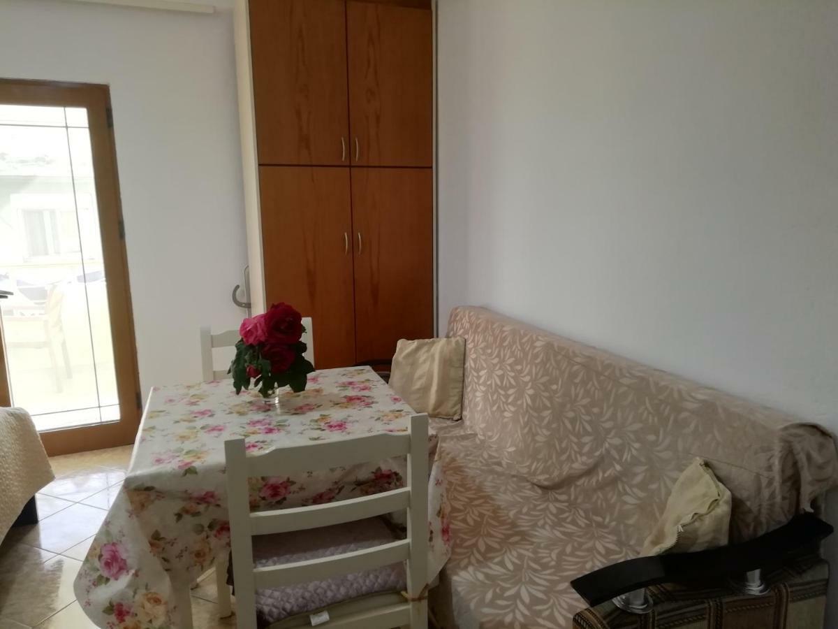 Jonny Guesthouse Ksamil Dış mekan fotoğraf