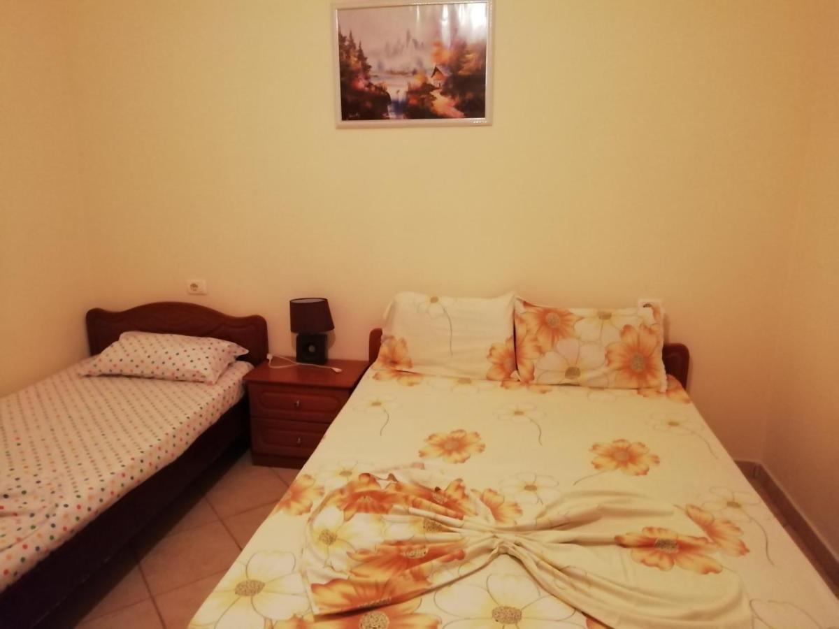 Jonny Guesthouse Ksamil Dış mekan fotoğraf